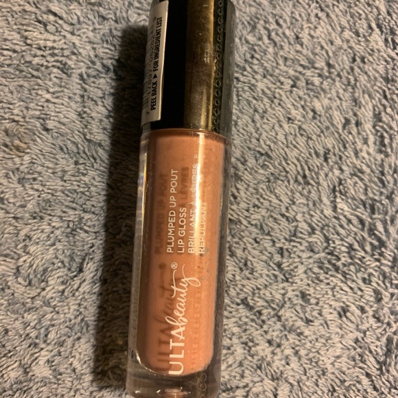 Lot of Ulta and a Benefit make up - Picture 5 of 6